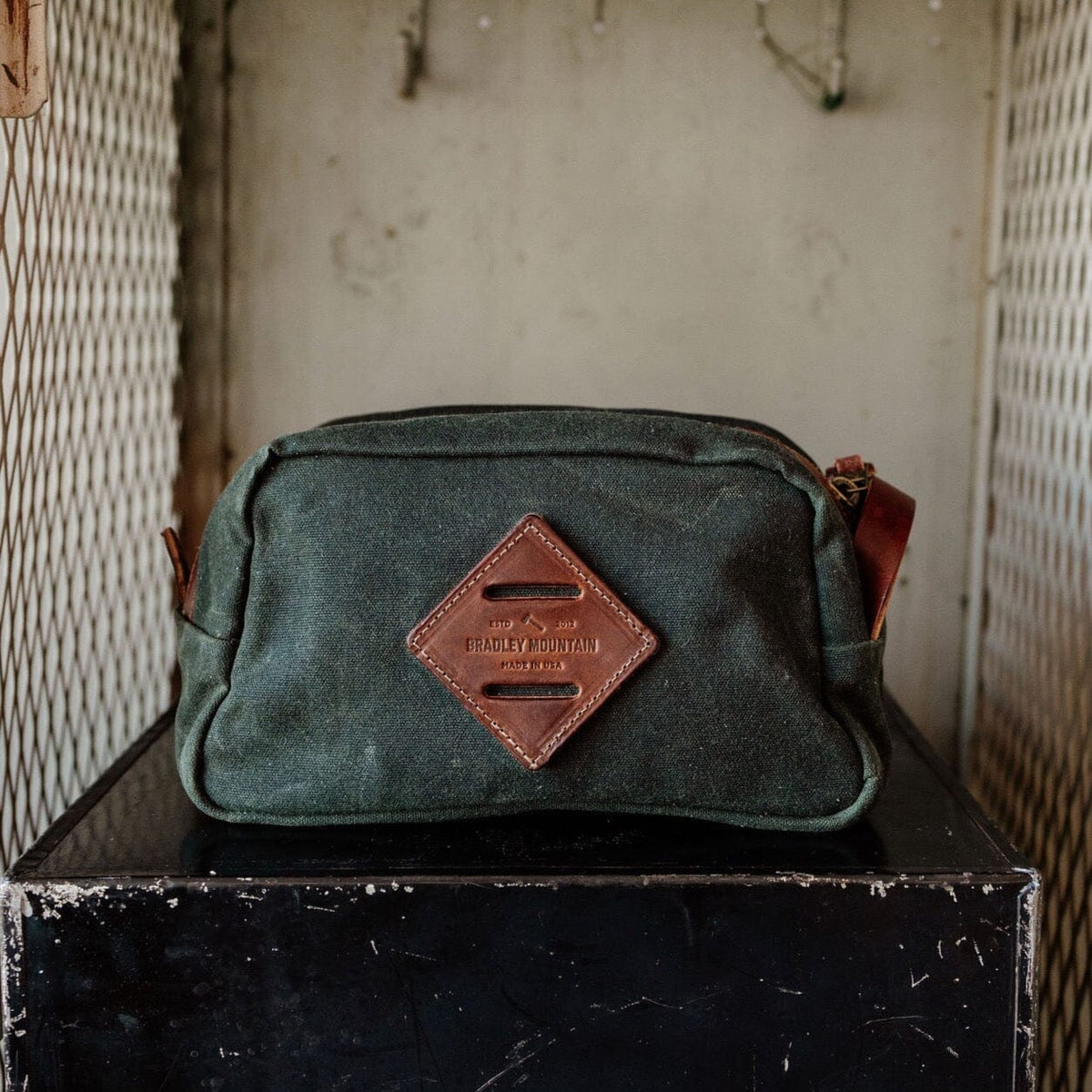 Dopp Kit - Forest – Bradley Mountain