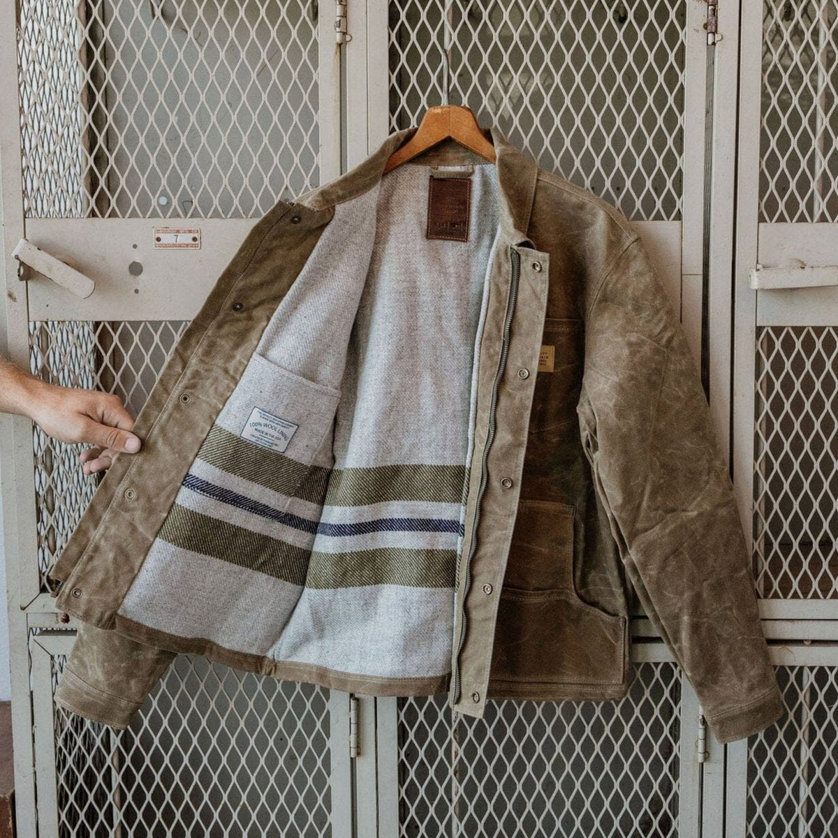 CW2A7290_1200x1200.jpg?v=