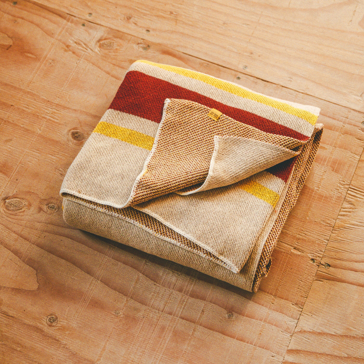 Jacquard Wool Blanket Red Bradley Mountain