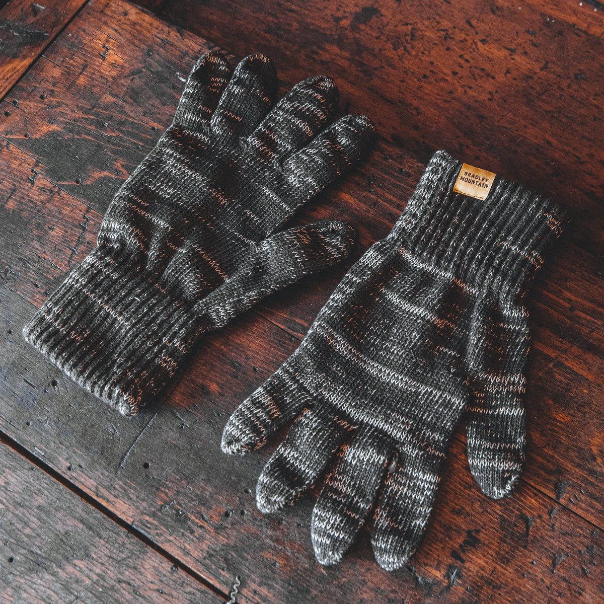 Explorer's Gloves - Desert – Bradley Mountain