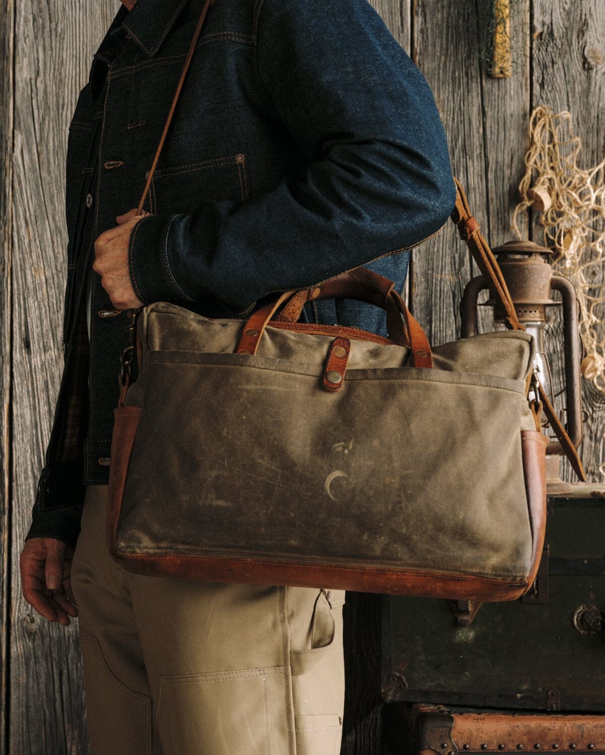 Courier Briefcase - Field Tan Bradley Mountain 