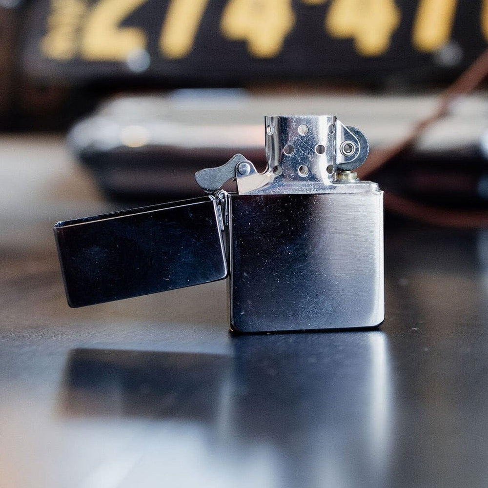 
            
                Load image into Gallery viewer, 1935 Zippo Lighter Bradley Mountain 
            
        