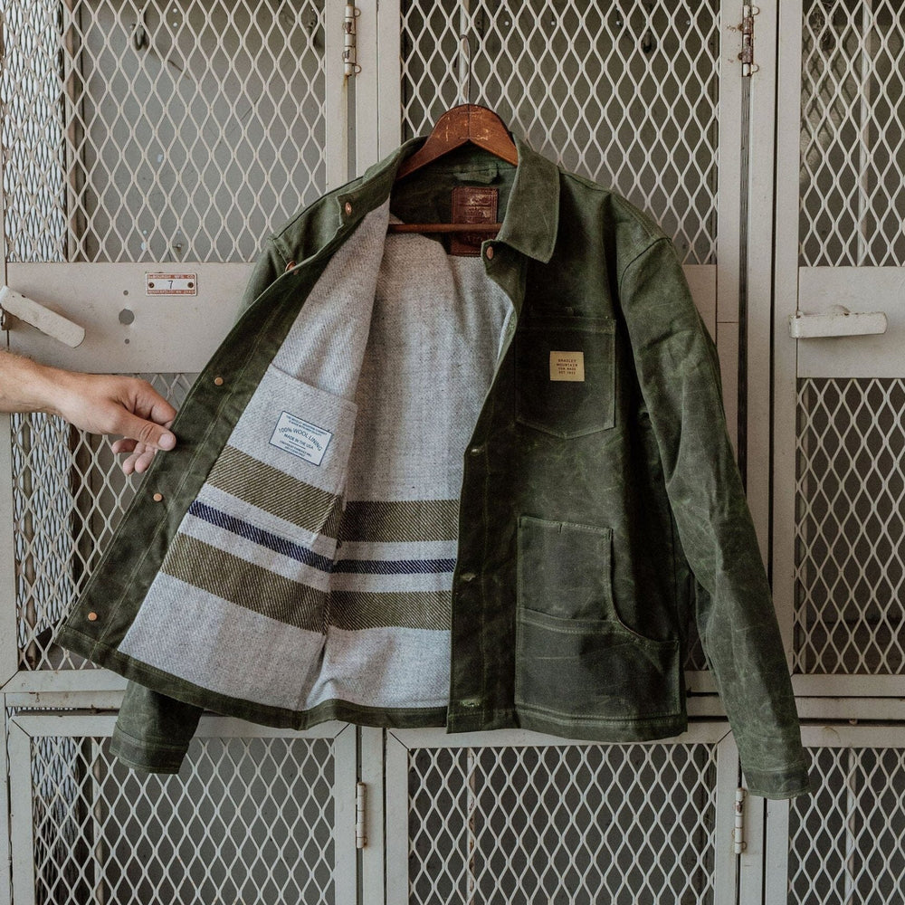 
            
                Load image into Gallery viewer, Cabin Jacket - Forest Bradley Mountain 
            
        