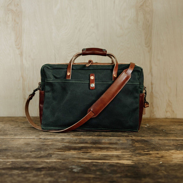 プレイボーイ　ケリーブルック Courier Briefcase - Forest – Bradley Mountain