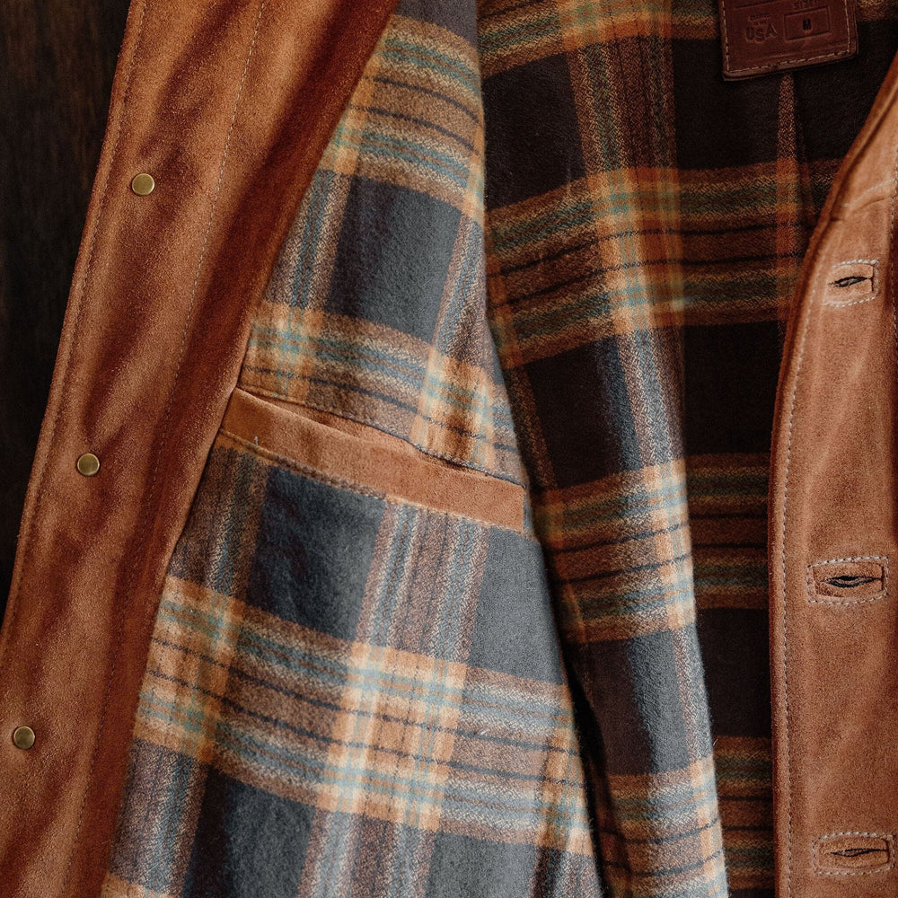 
            
                Load image into Gallery viewer, Suede Cabin Jacket Bradley Mountain 
            
        