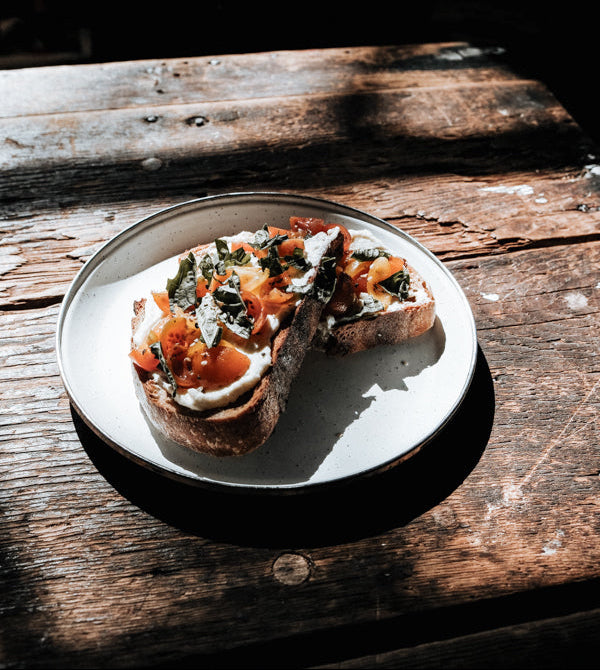 TOMATO & RICOTTA TOAST