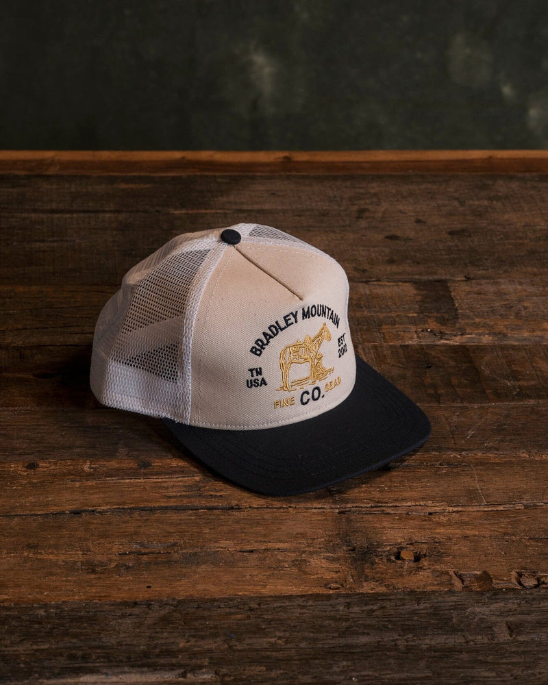 Fine Gear - Trucker Hat Bradley Mountain 