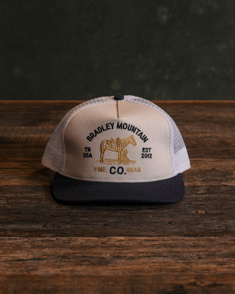 Fine Gear - Trucker Hat Bradley Mountain 