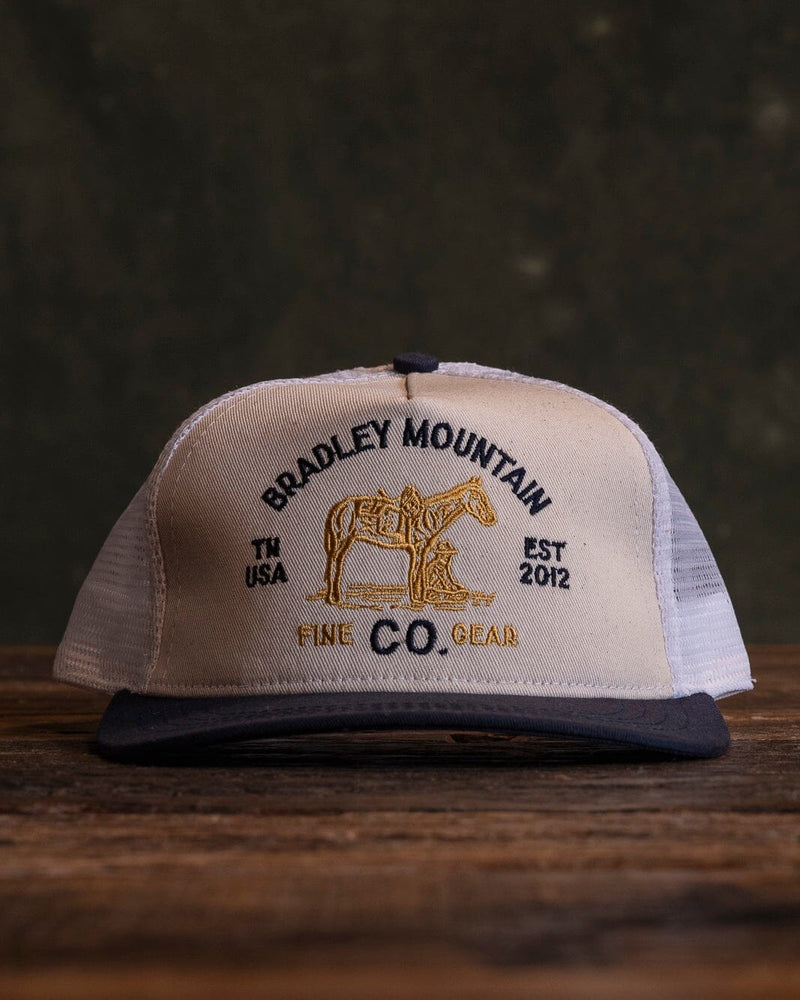 Fine Gear - Trucker Hat Bradley Mountain 