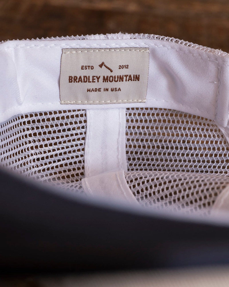 Fine Gear - Trucker Hat Bradley Mountain 