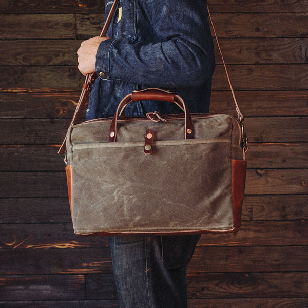 バッグ BRADLEY MOUNTAIN Waxed Canvas Briefcase courft_grande.jpg?v=1716350691
