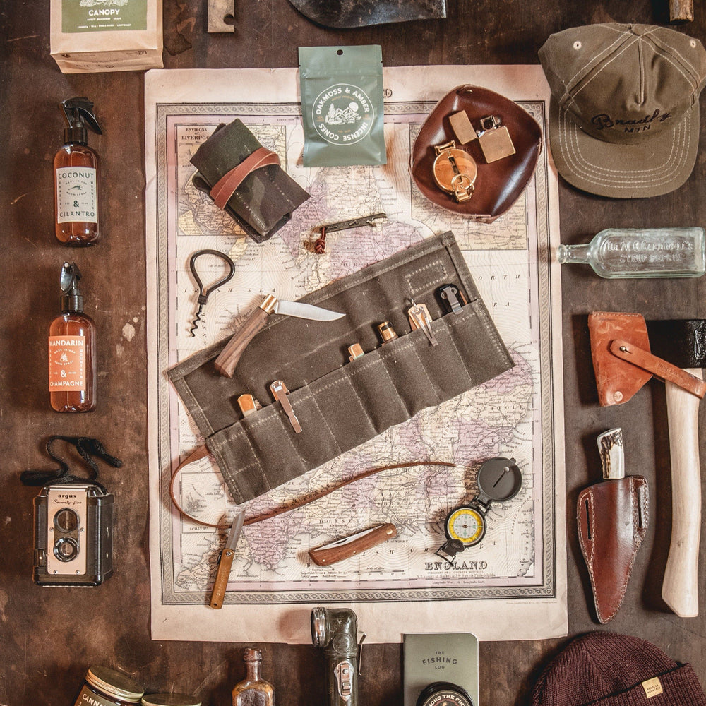 
            
                Load image into Gallery viewer, Knife Roll - Field Tan Bradley Mountain 
            
        