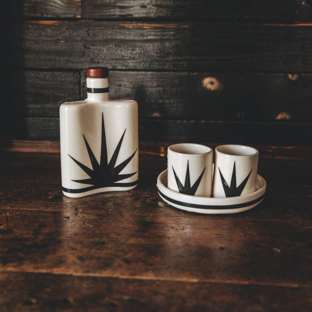Ceramic Flask Drinking Set Bradley Mountain 