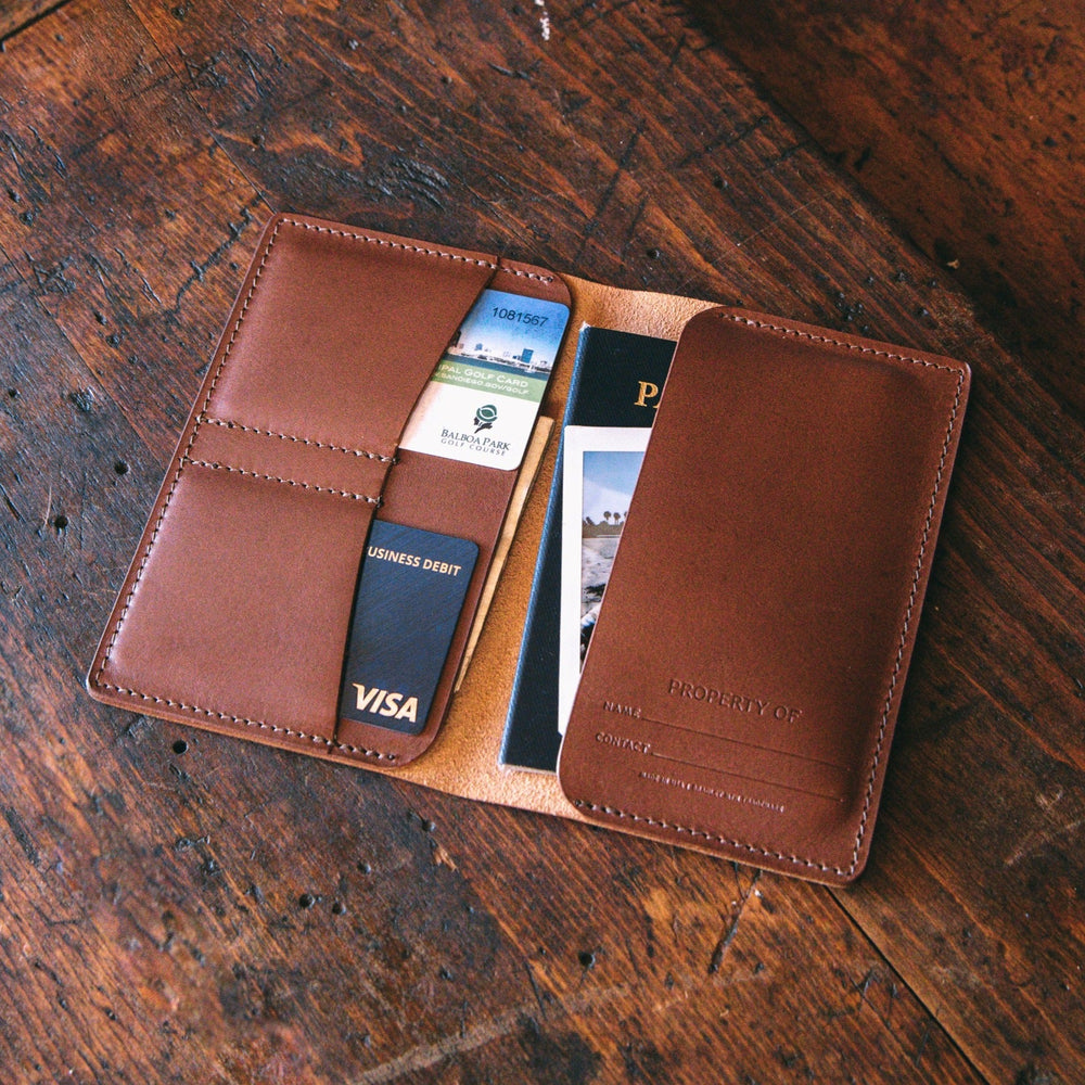 
            
                Load image into Gallery viewer, Charter Wallet - Brown Bradley Mountain 
            
        